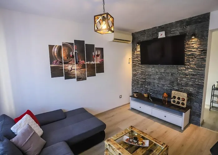 Apartamento Sani Rosini
